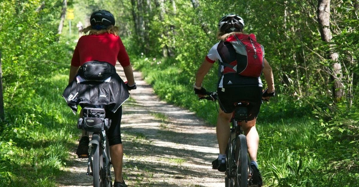 Comment attirer une nouvelle clientèle de cyclistes et cyclotouristes dans mon établissement d’hôtel